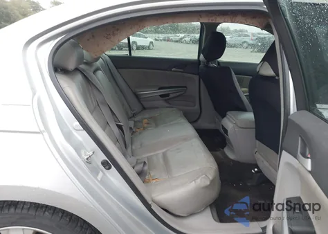 2010 Honda Accord 2.4 Ex-L из США, поврежденный, VIN 1HGCP2F86AA024088